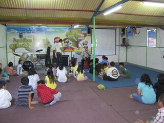 Berkas:20090927 Sekolah Minggu 04.jpg